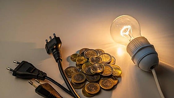 El precio de la luz vuelve a subir este miércoles: las horas más baratas y más caras