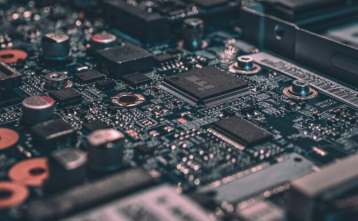 Freno en el criptomercado: el Bitcoin cede posiciones