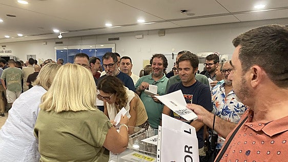 El Ayuntamiento de Valencia recibe una petición de impugnación de un jurado de fallera mayor de Valencia 2027