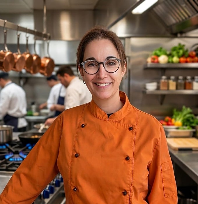 Bea Ballester en las cocinas de La Visteta.