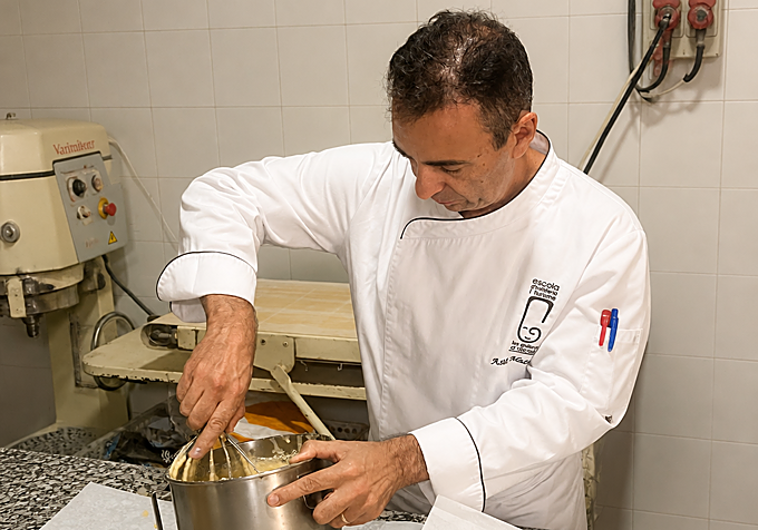 Elaborando la receta.