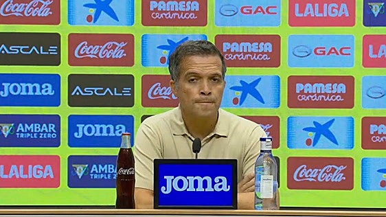 Luís Castro: «Tengo que encontrar soluciones para que el equipo compita mejor»