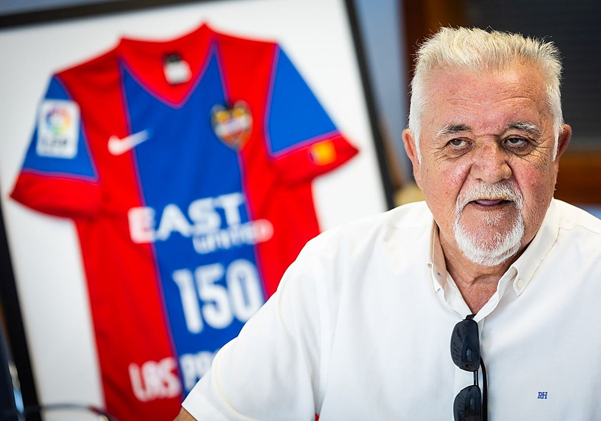 Descalzo, en los 25 años del debut del Levante en Champions: "Éramos el Dream Team del fútbol femenino en España" | Las Provincias
