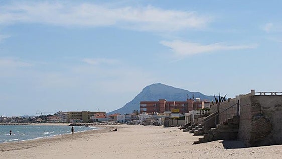 Las aguas de la costa de Dénia obtienen la excelencia en calidad ambiental