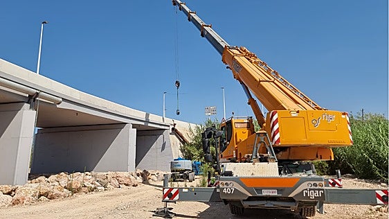 Riba-roja restablece la conducción de agua potable del sector norte colocándola en altura