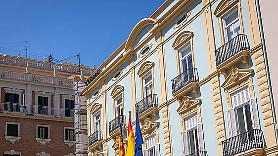 La Diputación financia el nuevo hogar del jubilado de El Puig y mejoras en parques de Burjassot y Tavernes Blanques