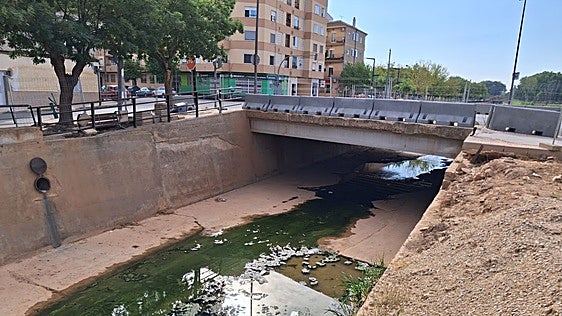 Utiel acabará con un «cuello de botella» del río Magro al duplicar la anchura del cauce
