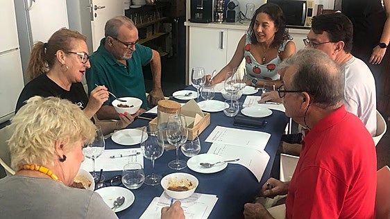 Ocho profesionales y amateurs componen el jurado del Concurso de Pimentó amb Tonyina d'Alaquàs