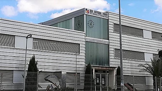 El IES Sivera Font de Canals denuncia la falta de profesores de Castellano e Inglés desde el inicio del curso