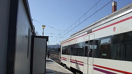 L'Alcúdia de Crespins exige al Ministerio de Transportes un plan urgente de inversiones para la línea C2 de Cercanías