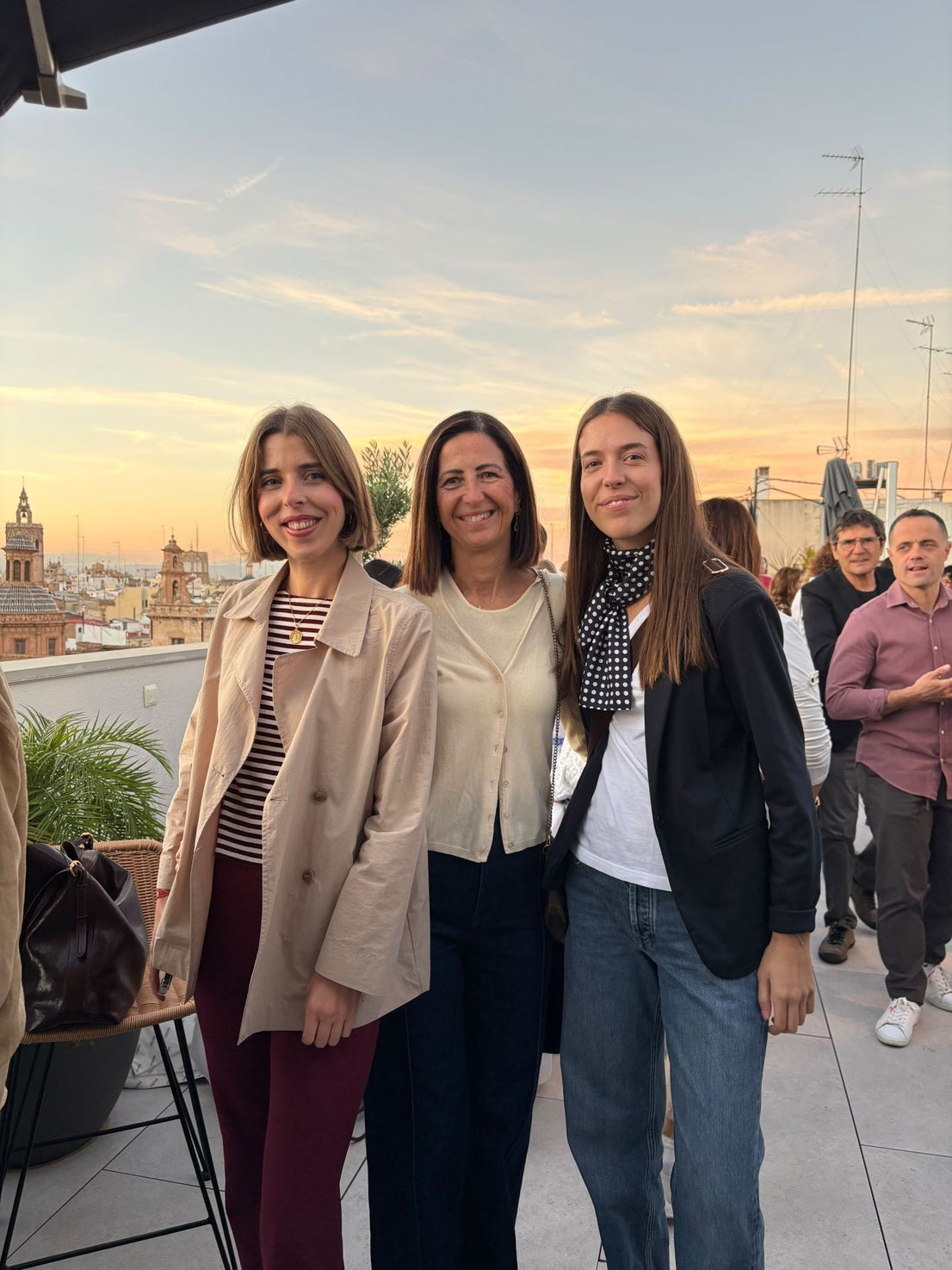 Patricia Maset, Beatriz Maset y Sofía Jordán.