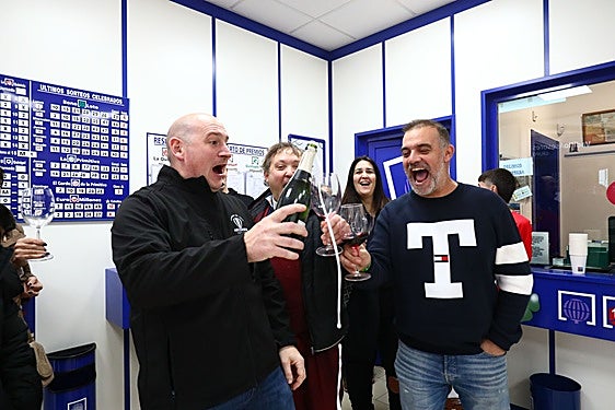 La Bonoloto de este martes deja el bote de 94.727,16 euros en doce municipios diferentes tras una carambola inusual