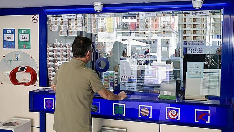 Un único boleto se lleva premio doble de La Bonoloto: más de 288.364 euros en un centro comercial