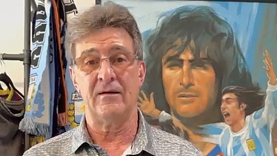 Mario Alberto Kempes: «¿Y ahora el que venga al Valencia qué va a decir?»