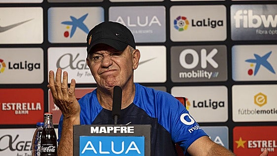 El Aguirre que nunca deja indiferente a nadie, desde «ni las manos metimos» a «me la suda»
