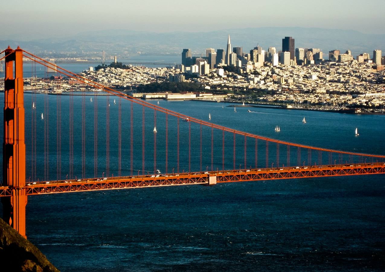 San Francisco. La causa: un terremoto de gran magnitud. Debido a su localización tectónica, situada sobre la falla de San Andrés, y según las previsiones, la ciudad californiana de San Francisco será devastada en los próximos años por un terremoto de gran magnitud que destruirá por completo la emblemática ciudad.