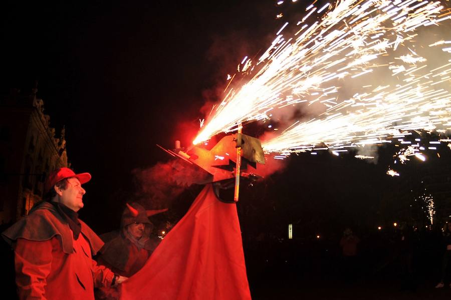 Fotos de la Cabalgata del Foc de las Fallas 2017