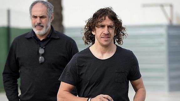 Puyol y Zubizarreta, en la despedida del jugador. 