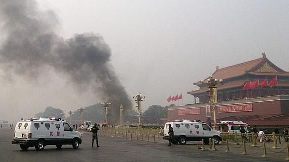 Imagen de la plaza de Tiananmen tras el atentado. 