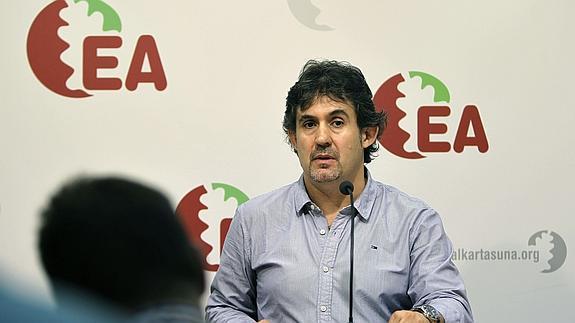 Peio Urizar, en rueda de prensa.