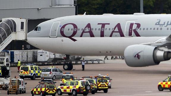 El avión, tras aterrizar en Manchester.