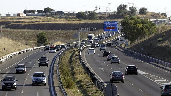 El puente no ha dejado grandes atascos.