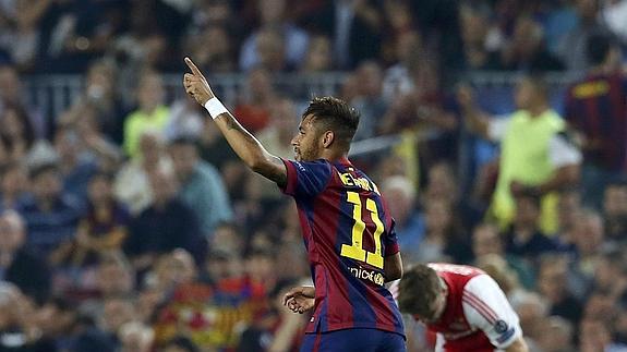 Neymar celebra el 1-0. 