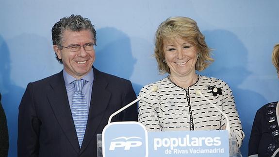 Francisco Granados, junto a Esperanza Aguirre. 
