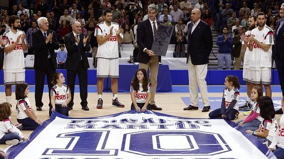 Acto de homenaje del Real Madrid a Fernando Martín. 