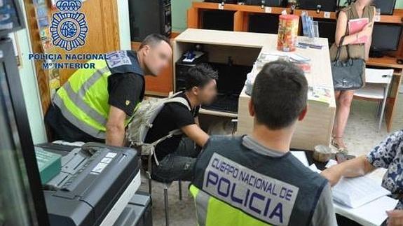 Imagen de archivo de policías nacionales. 