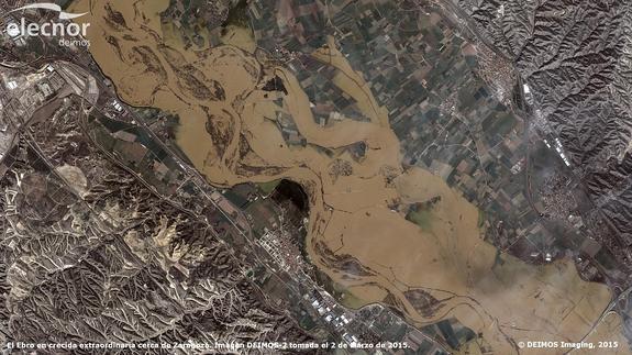 El Ebro, a su paso por Zaragoza, en una imagen de satélite.