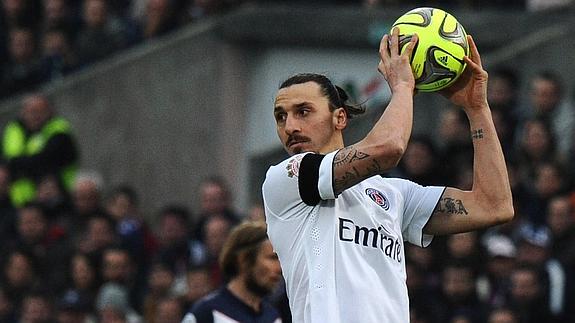 Ibrahimovic, durante un partido del PSG. 