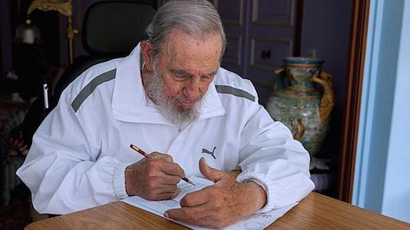 Fidel Castro, durante la votación. 