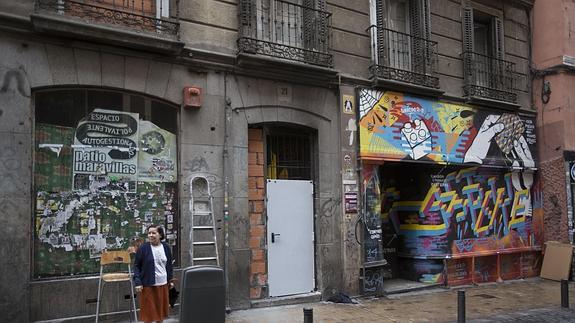 Fachada del inmueble desalojado.