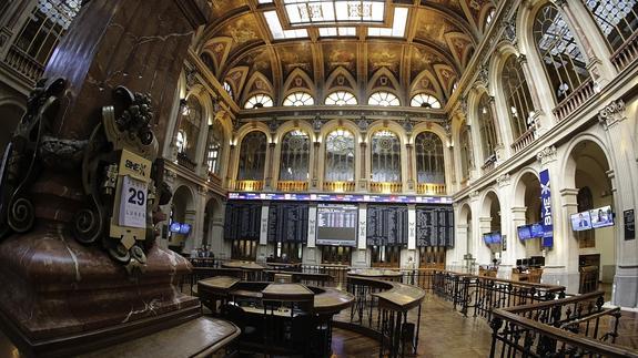 Interior de la Bolsa de Madrid. 