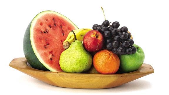 Fuente con frutas.