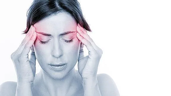 La cefalea es uno de los 19 síndromes neuropsiquiátricos relacionados con el lupus. 