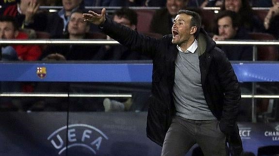 Luis Enrique da órdenes ante el Atlético de Madrid. 