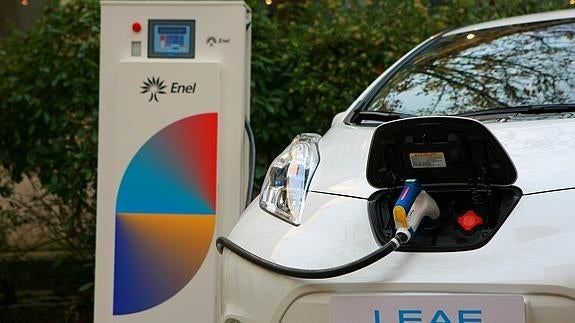 Actualmente los coches eléctricos representan el 10% del total en el país.