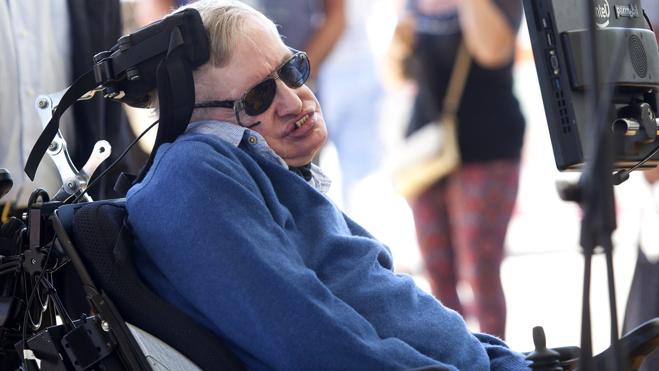 Michael Caine vs. Stephen Hawking, por el Brexit