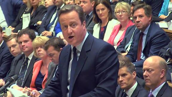David Cameron interviene ante la Cámara de los Comunes. 