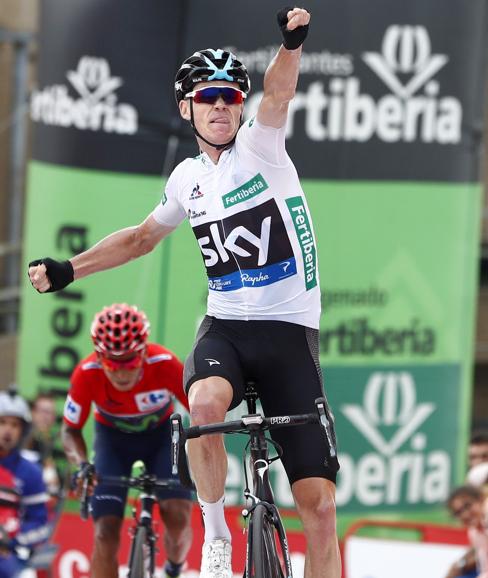 Froome celebra su victoria. 