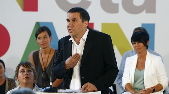 Arnaldo Otegi. 