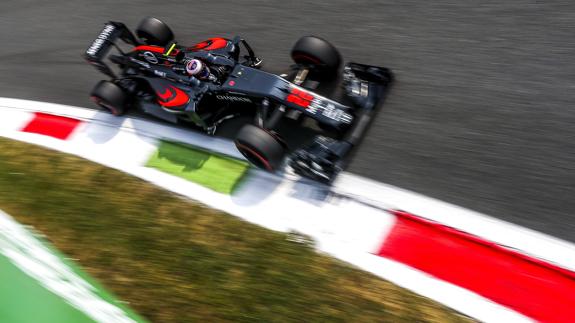 Jenson Button, durante los entrenamientos del GP de Italia. 