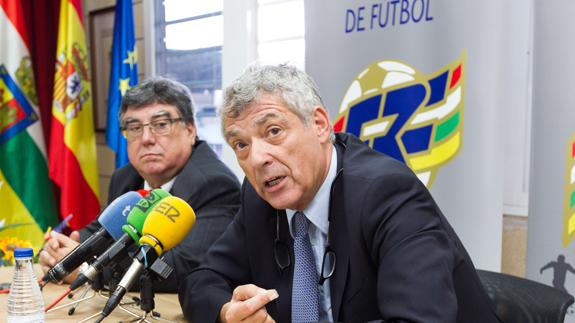 El presidente de la Federación Española de Fútbol (RFEF), Ángel María Villar. 
