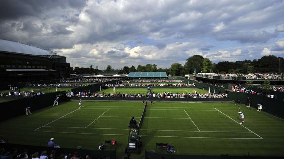 Imagen tomada durante un partido de tenis. 