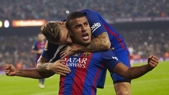 Rafinha celebra su gol ante el Granada. 