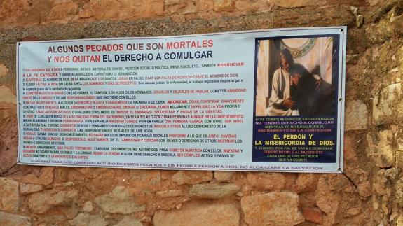 El polémico cartel repleto de "pecados mortales".