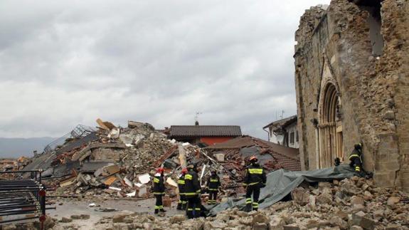 Destrucción de edificios en Norcia en uno de los últimos terremotos de Italia.