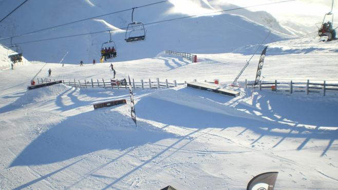 La nieve que cubrió las estaciones de Asturias está siendo dañada por el viento y las precipitaciones